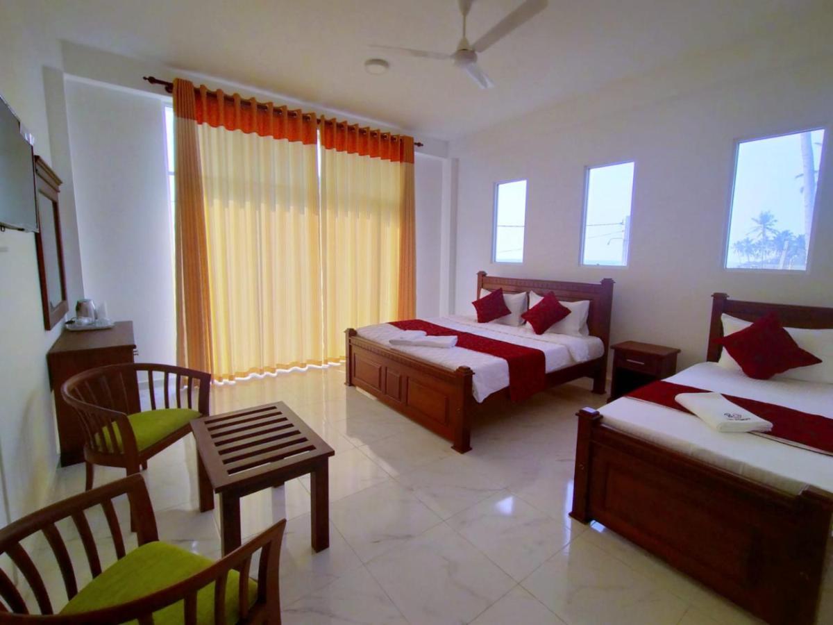 Bivon Reach Hotel Uswetakeiyawa Exterior photo