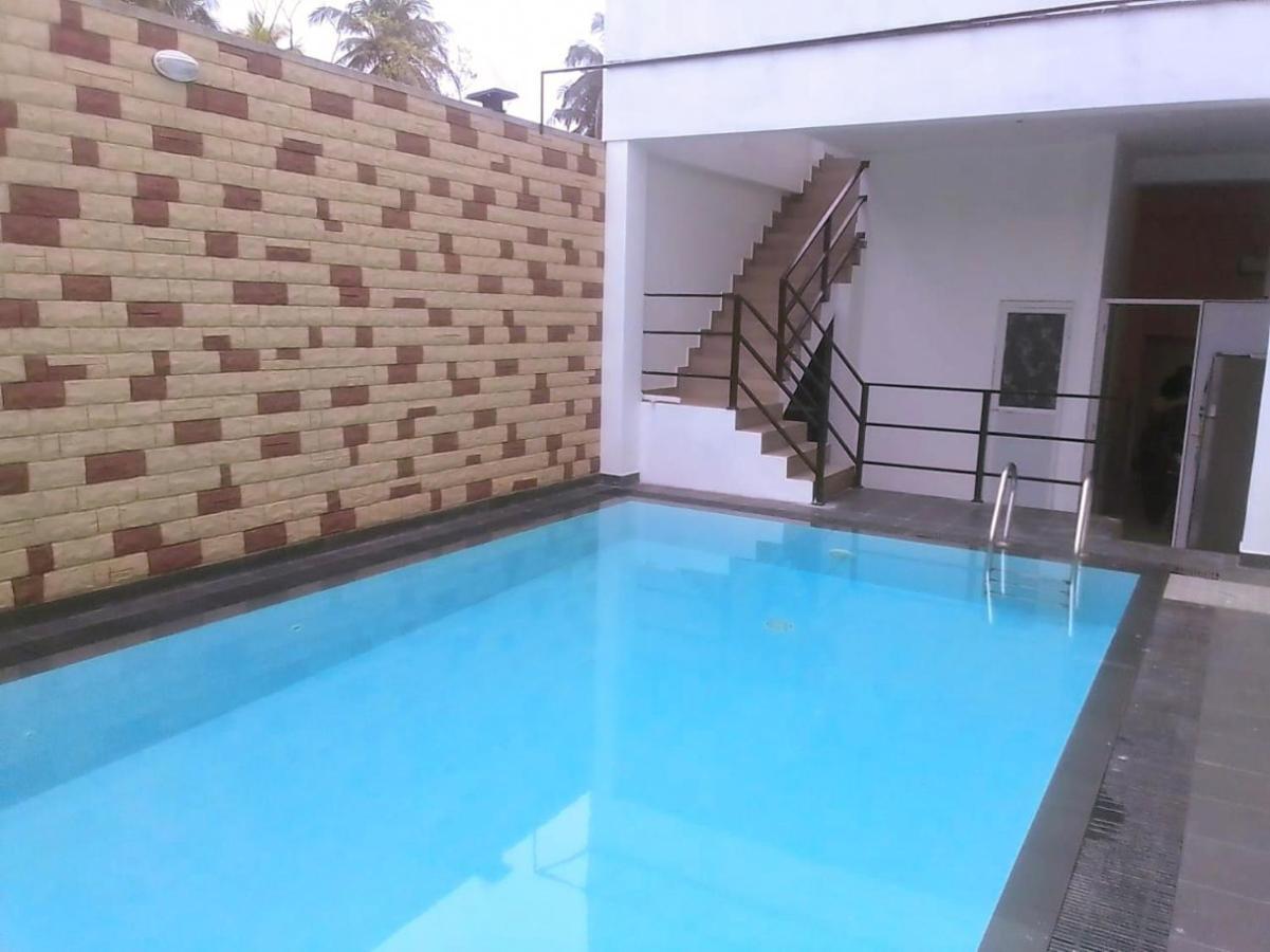 Bivon Reach Hotel Uswetakeiyawa Exterior photo