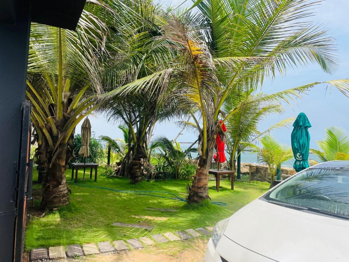 Bivon Reach Hotel Uswetakeiyawa Exterior photo
